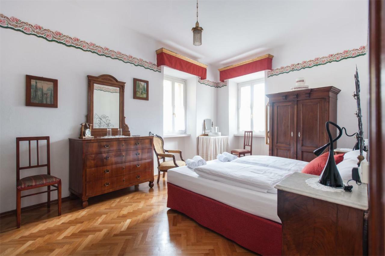 Dimora Storica Caproni Apartamento Arco Exterior foto